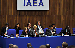 MAEA przyjęła rezolucję potępiającą Iran