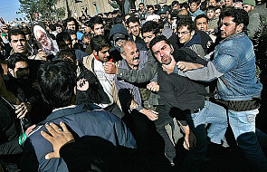 Iran: Nie cichną protesty opozycji