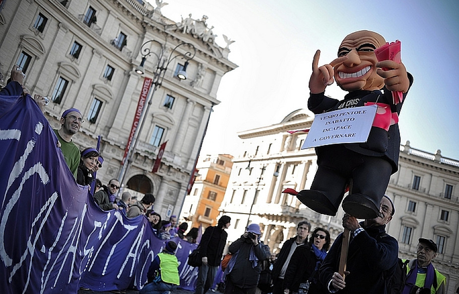Manifestacja przeciwko Silvio Berlusconiemu