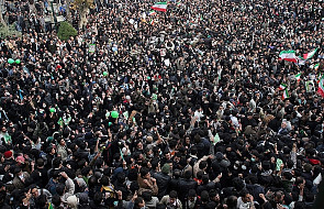 Policja starła się z protestującymi w Teheranie