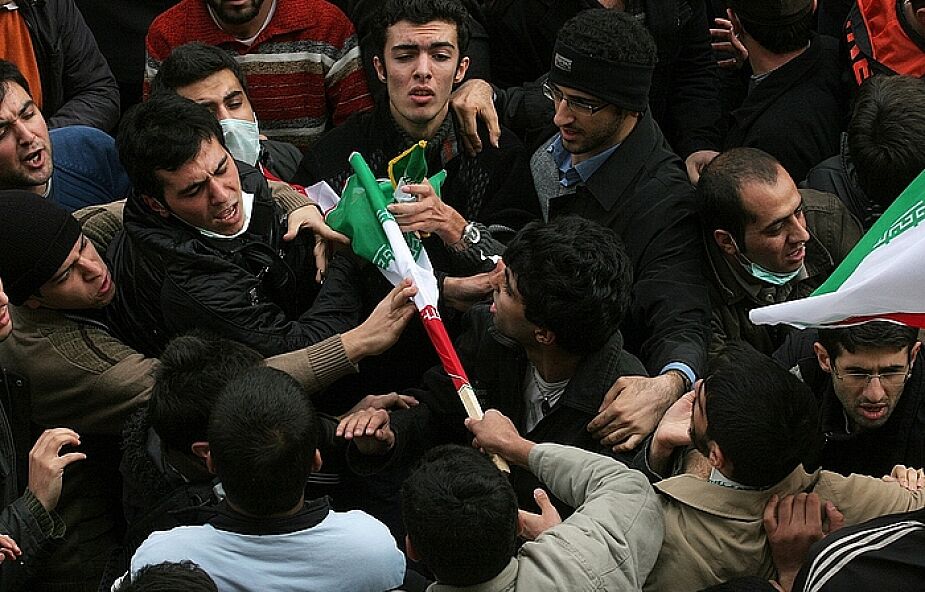 Iran: Ponad dwustu studentów w aresztach