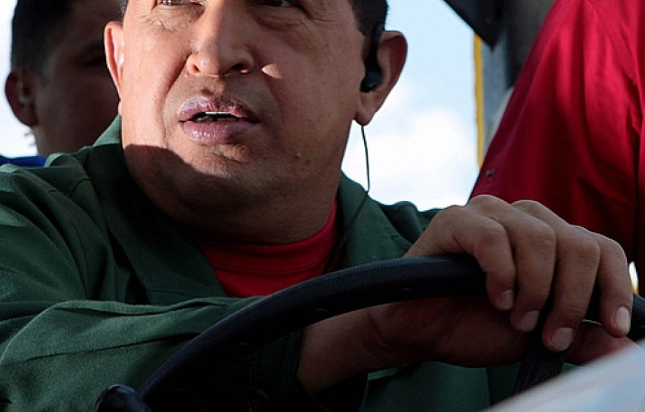 Chavez zawiesza racjonowanie energii