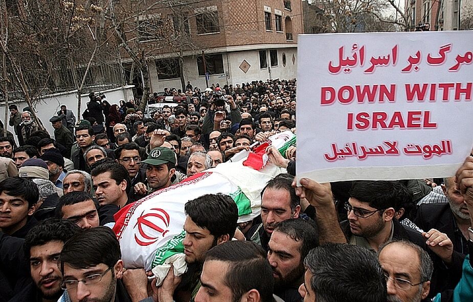 Teheran: "Śmierć USA", "Śmierć Izraelowi"