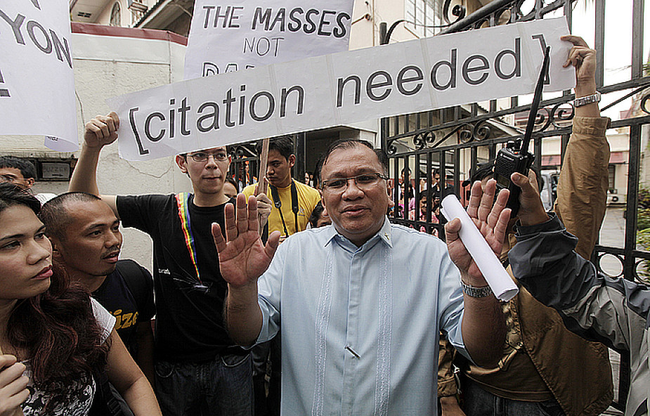 Filipiny: ekskomunika dla prezydenta?
