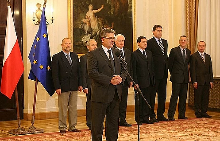 Mazowiecki i Wujec wśród doradców prezydenta