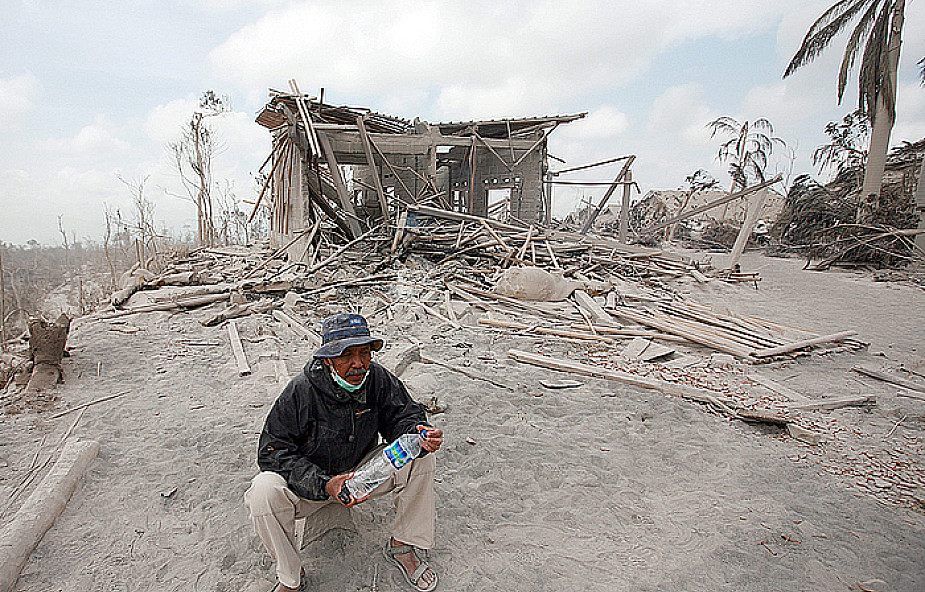 Tsunami w Indonezji - ponad 150 zabitych