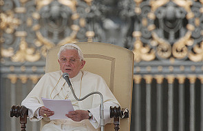 Benedykt XVI wzywa do obrony życia ludzkiego