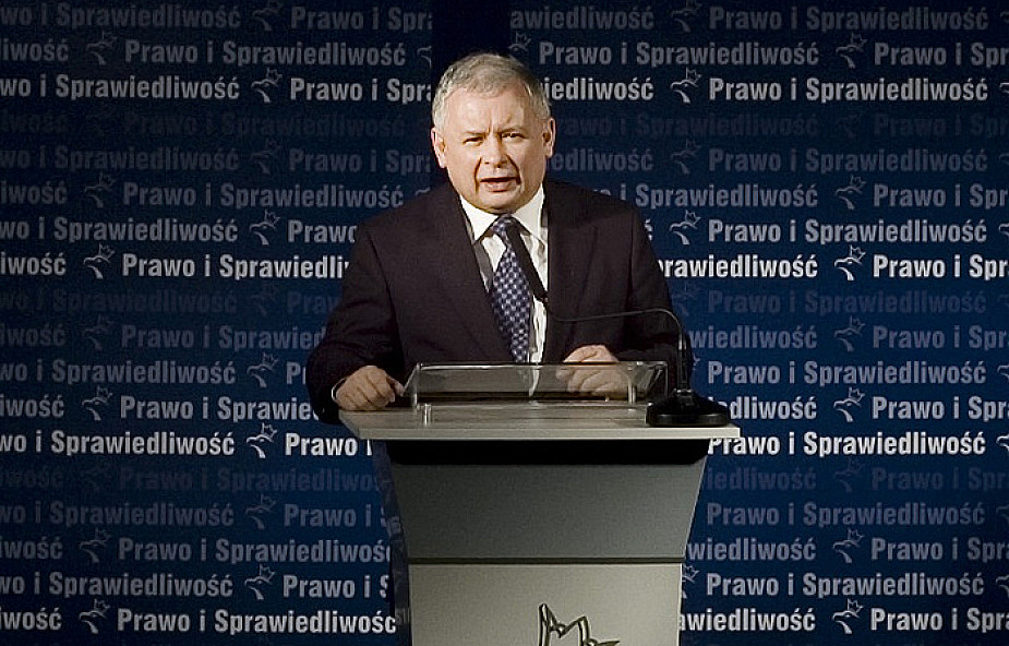 Kaczyński: zastanowić się nad niepodległością