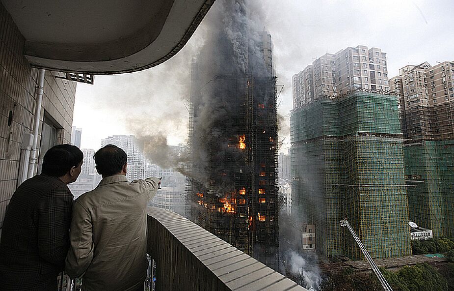 Pożar w Szanghaju - 53 ofiary śmiertelne