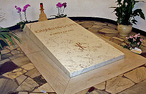 Imieninowa Msza przy grobie Jana Pawła II