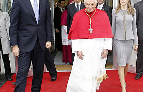 Hiszpania: Benedykt XVI rozpoczął pielgrzymkę