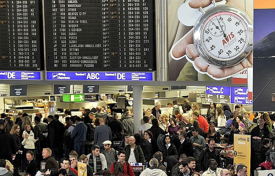 Chaos i wściekli pasażerowie na lotnisku