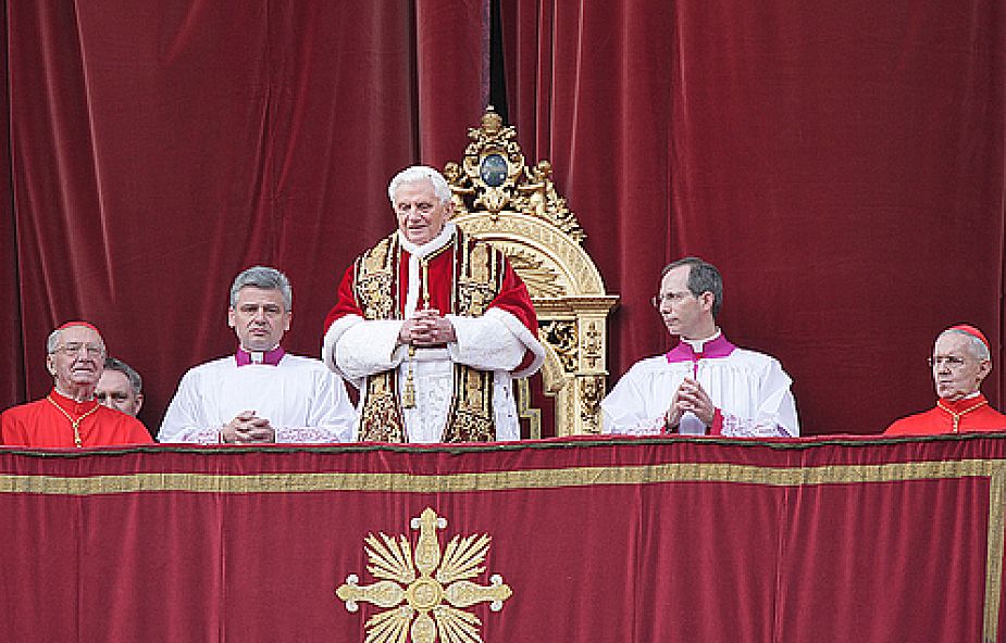 Benedykt XVI: orędzie Urbi et Orbi