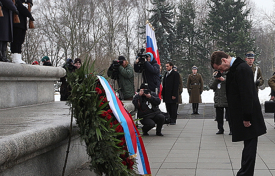 Prezydenckie kwiaty dla radzieckich żołnierzy