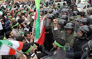 Iran: policja starła się z opozycjonistami