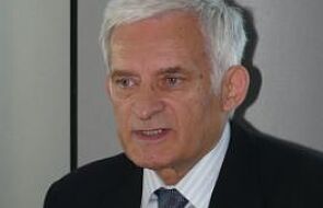 Buzek: Traktat Lizboński potrzebuje czasu