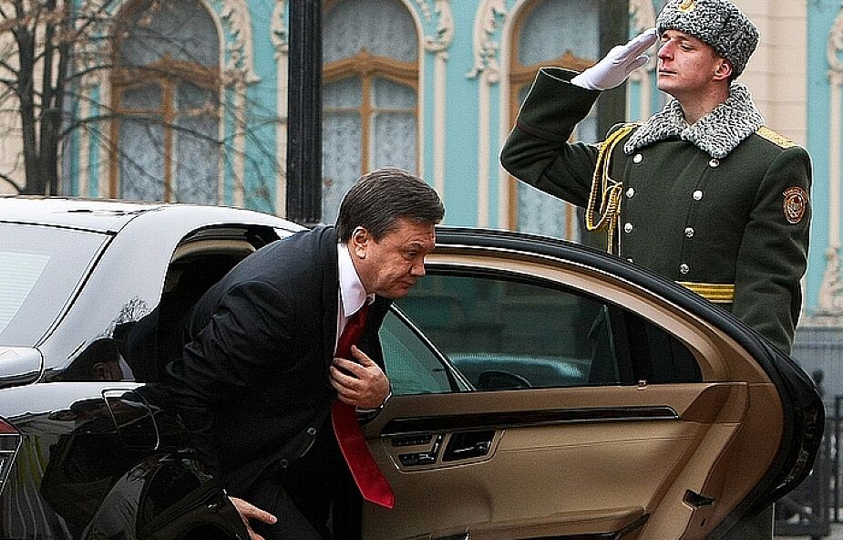 Janukowycz zmniejszył sobie wynagrodzenie