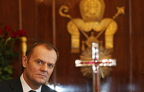 Tusk: Rosja wie, że prezydent będzie w Katyniu