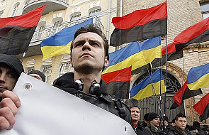 Demonstracja przed siedzibą Janukowycza
