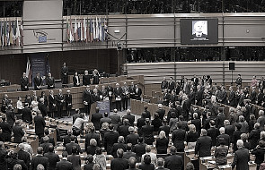 PE uczcił ofiary katastrofy pod Smoleńskiem