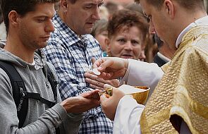 Wzrost liczby katolików na Mszach świętych