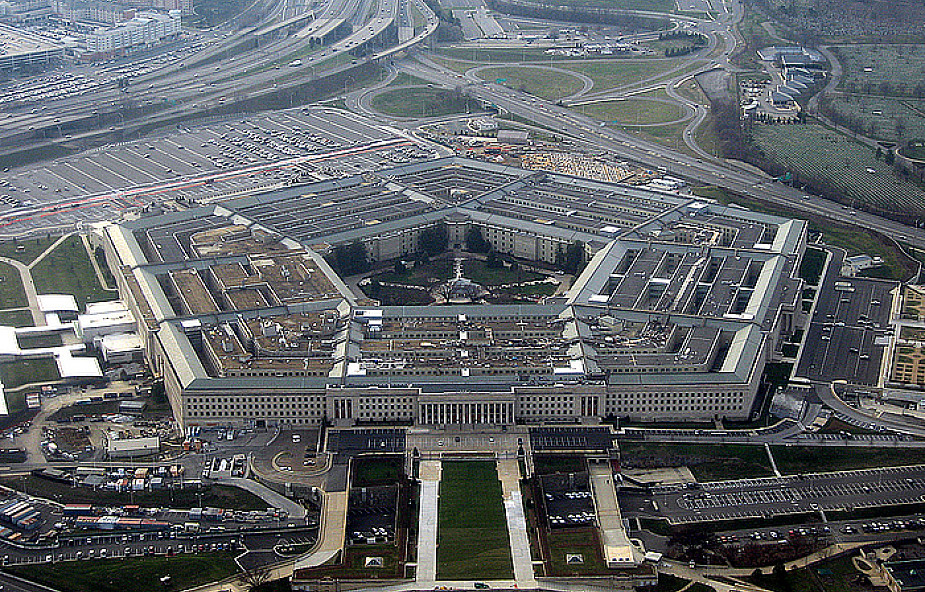 Pentagon chce określić reguły cyberwojny