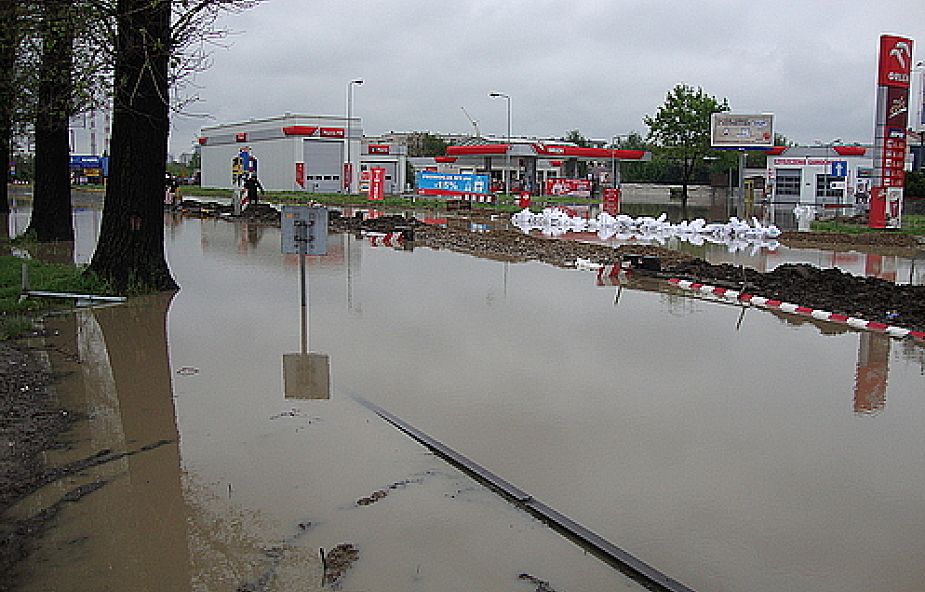 Dramat Krakowa – kolejne ulice pod wodą