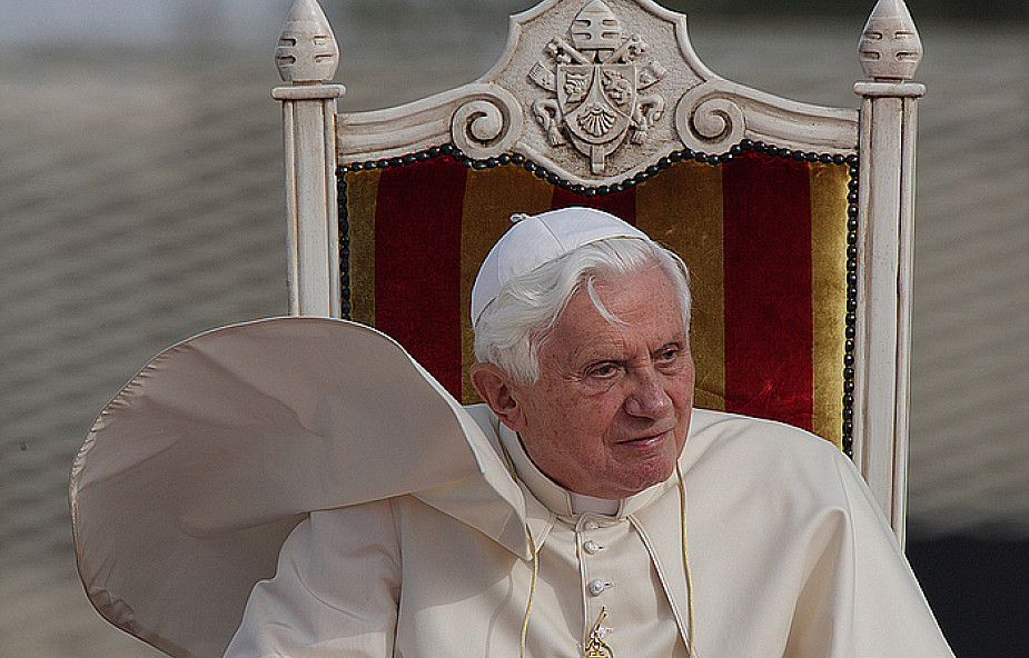 Benedykt XVI: Męka Chrystusa znakiem nadziei