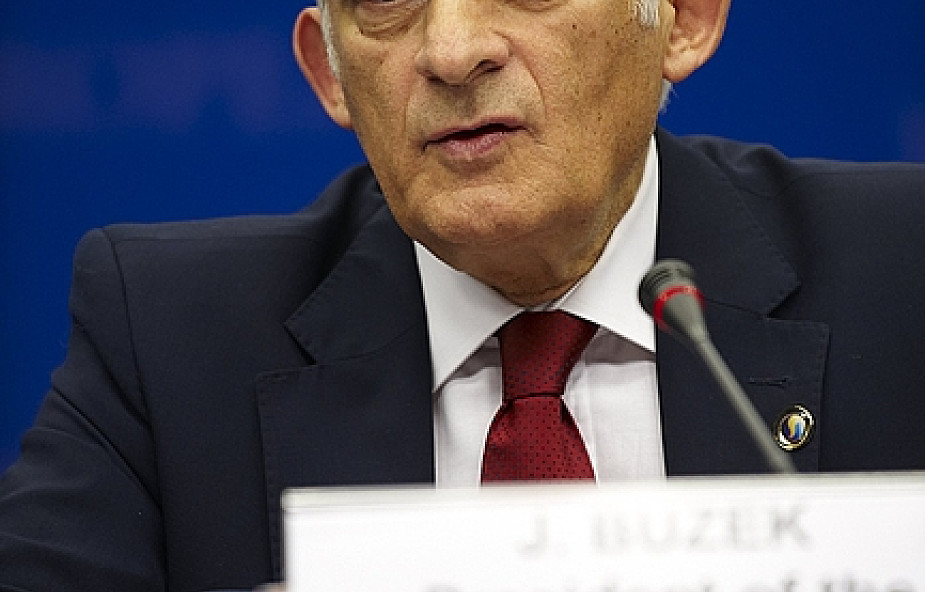 Buzek: Unijna pomoc zależy od rozmiaru szkód