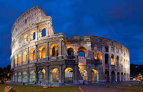 Koloseum się sypie. Runęły fragmenty muru