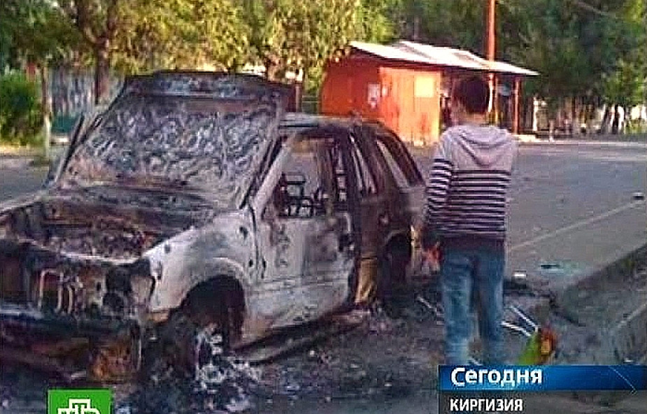 Zamieszki w Kirgistanie. Co najmniej 37 zabitych