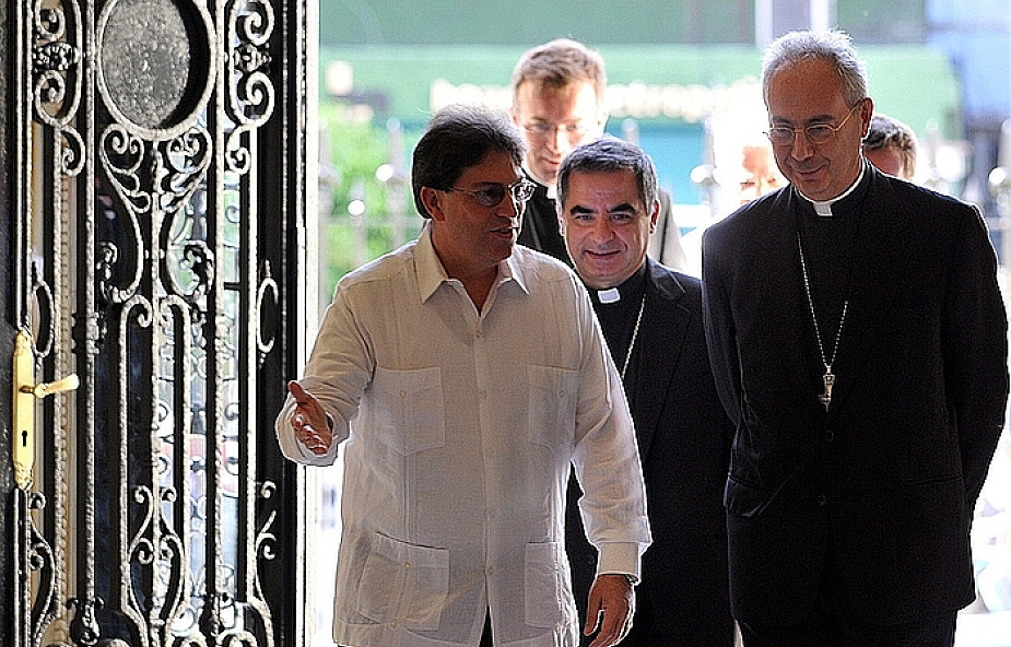 Kuba: przybył szef dyplomacji watykańskiej