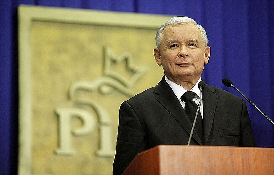 Kaczyński wyprzedził Komorowskiego