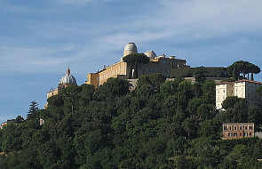 Papież przeniesie się do Castel Gandolfo