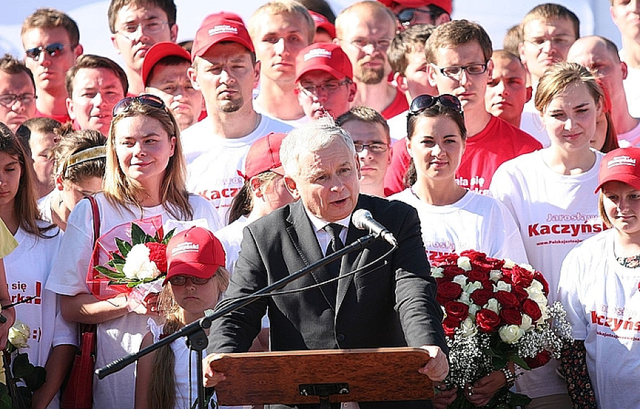Kaczyński: będą strzegł interesów wojska