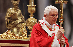 Benedykt XVI komentuje modlitwę “Ojcze nasz”