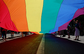 Polacy nie akceptują wystąpień gejów i lesbijek