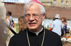 Abp Michalik: Kościół nie przegrywa w polityce