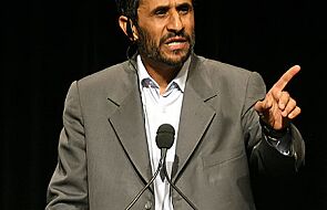 Ahmadineżad proponuje Obamie męski dialog