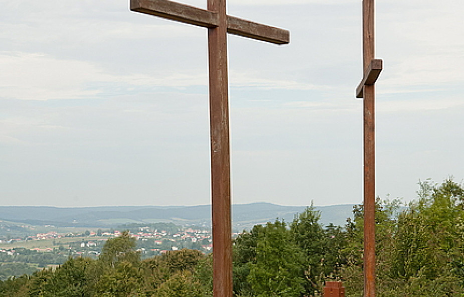 Odnaleziono krzyż ze Wzgórz Trzech Krzyży