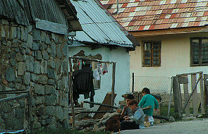 Słowacy coraz bardziej izolują się od Romów