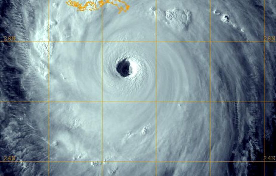 Na Atlantyku 10 huraganów, w tym 5 dużych