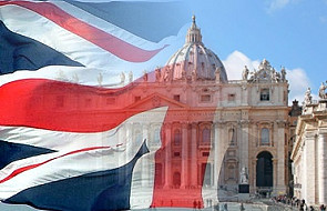 Kilkuset brytyjskich anglikanów przechodzi do KK