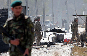 Afganistan: Zamachowiec zabił 14 osób