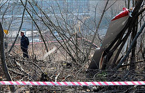 Macierewicz: Tu-154M nie uderzył w brzozę