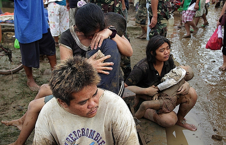 Filipiny: 521 ofiar powodzi na południu kraju