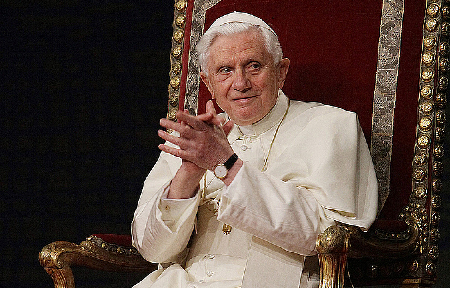 Bagażnik pełen prezentów dla Benedykta XVI
