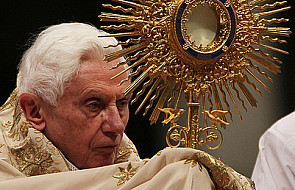Benedykt XVI zawierzył świat Bogu