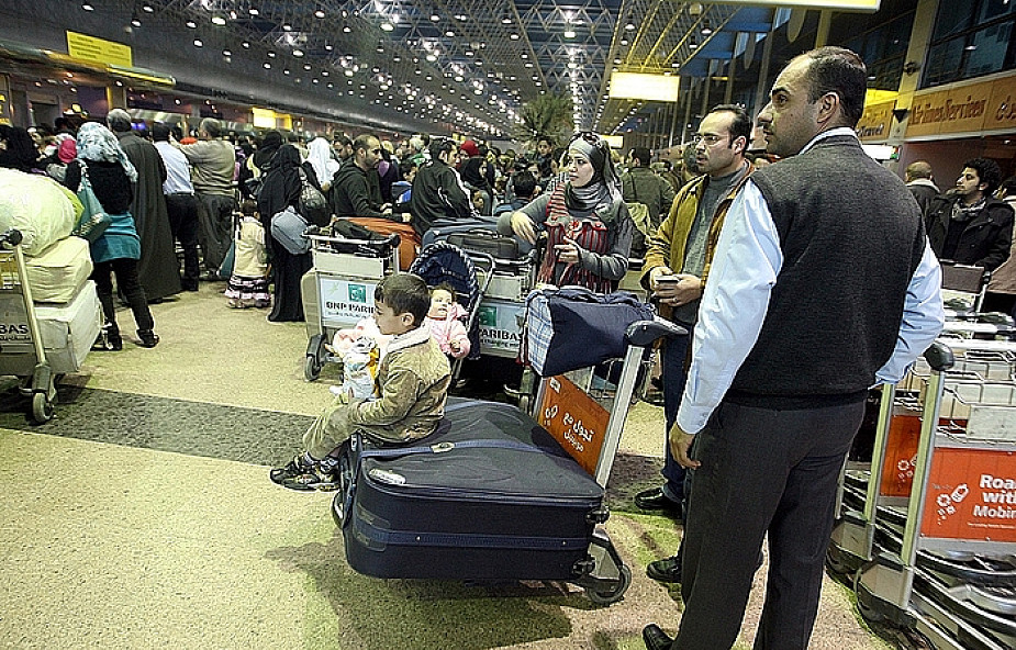 Kair: chaos na lotnisku, utknęło 4,5 tys. osób