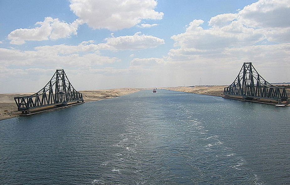 Irańskie okręty przepłyną przez Kanał Sueski
